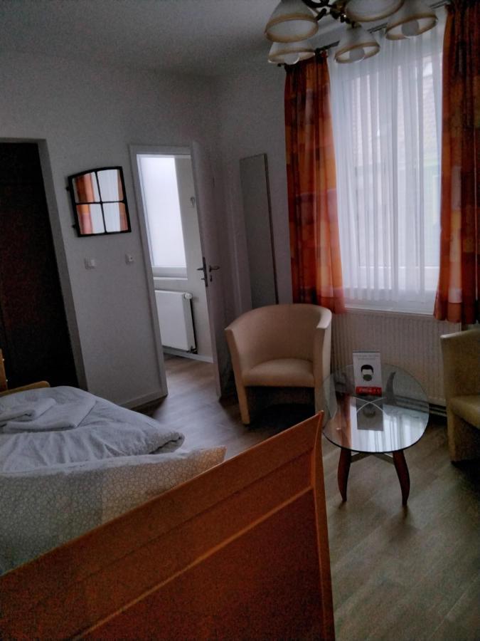 Pension Insulaner BRE Exteriér fotografie